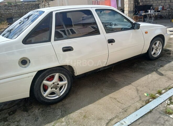 Daewoo Nexia-3
