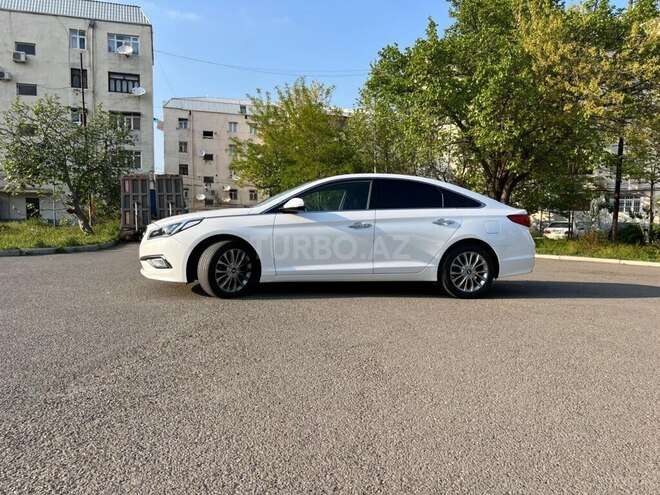 Hyundai Sonata-9