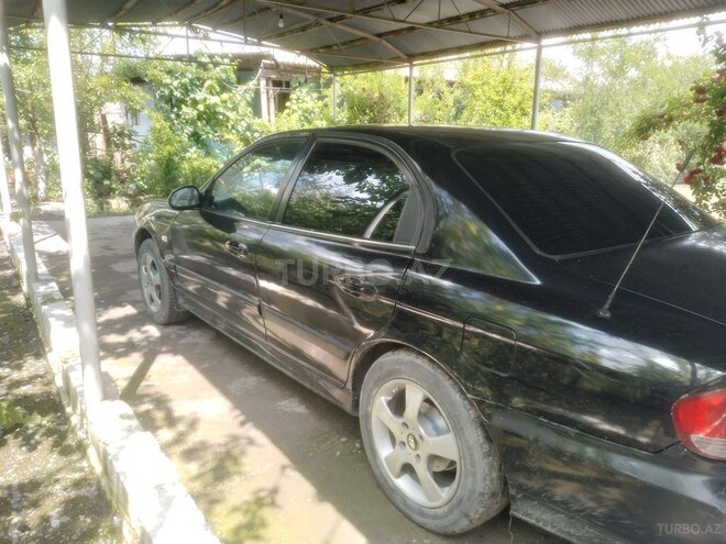 Hyundai Sonata-5