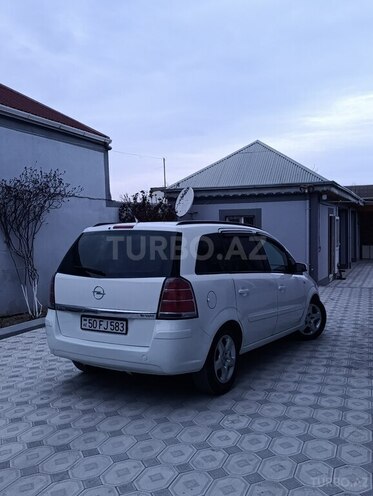 Opel Zafira-7