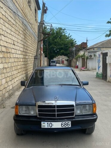 Mercedes 190-2