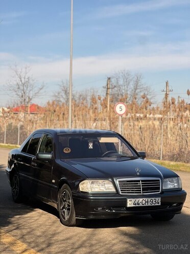 Mercedes C 200-2