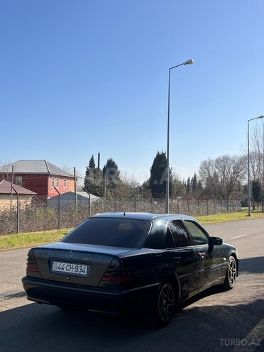 Mercedes C 200-6