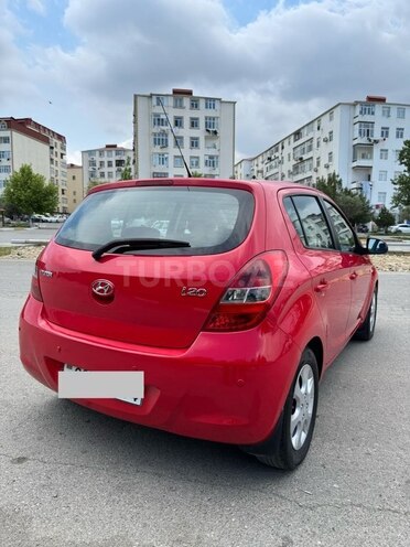 Hyundai i20-4