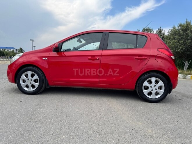Hyundai i20-6