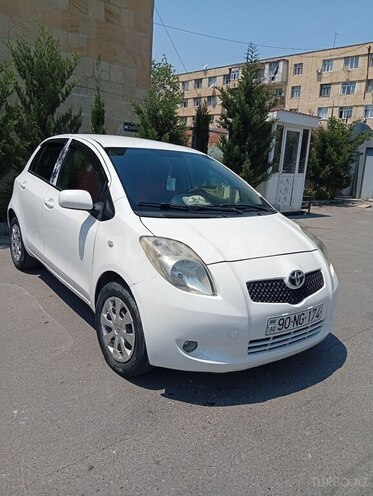 Toyota Yaris-7