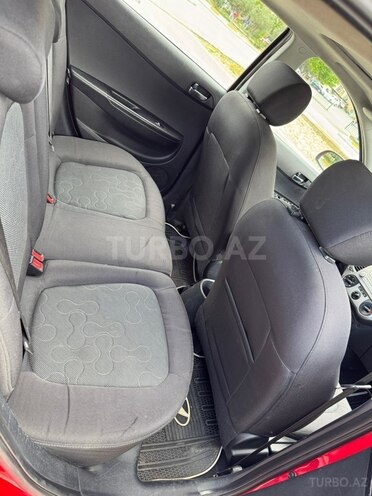Hyundai i20-8