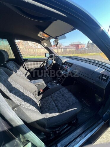 Mercedes C 200-9