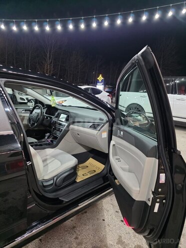 Hyundai Sonata-3