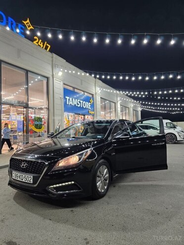 Hyundai Sonata-17