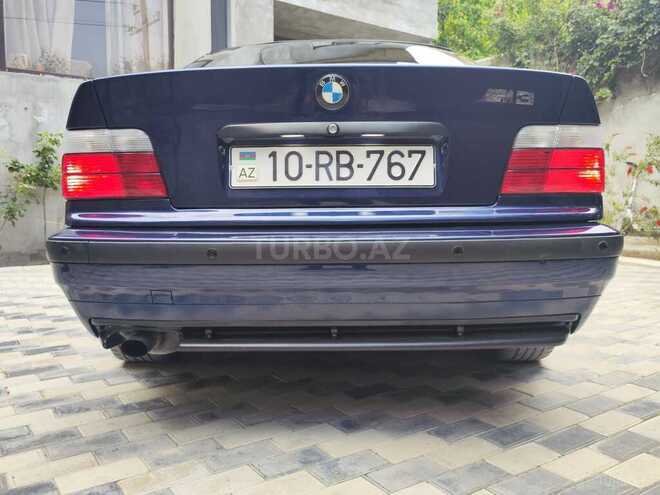 BMW 320-7