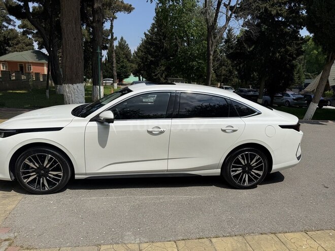 Changan Qiyuan A05-2