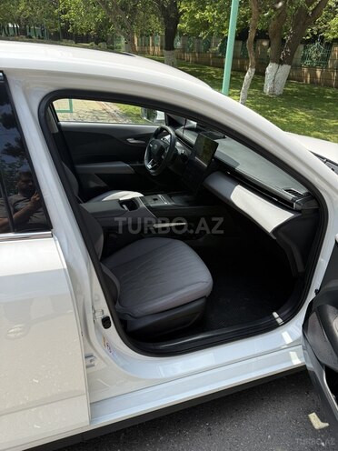 Changan Qiyuan A05-8