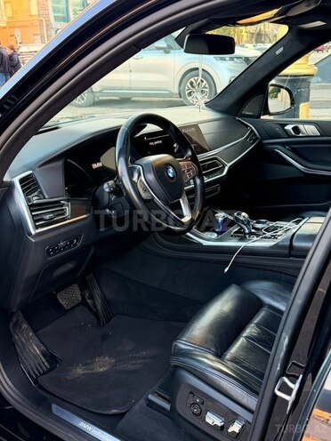BMW X7-5