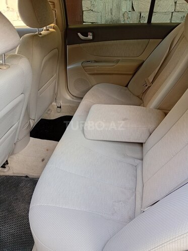 Hyundai Sonata-6