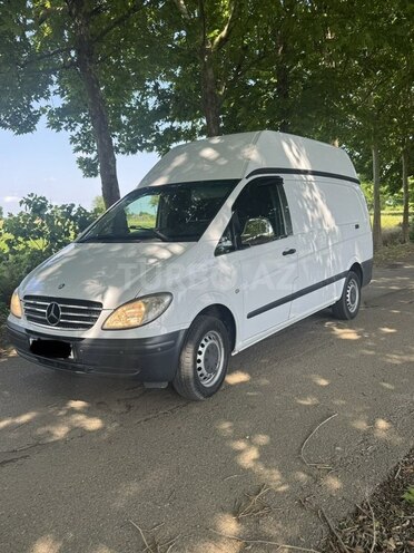 Mercedes Vito-1