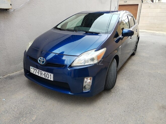 Toyota Prius-1