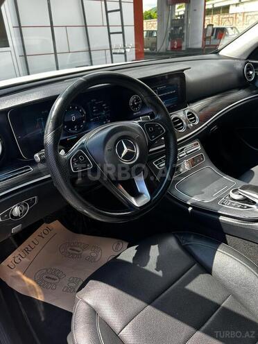 Mercedes E 300-3
