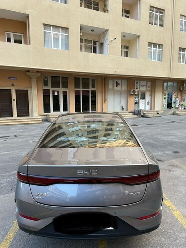 BYD Qin Plus-8