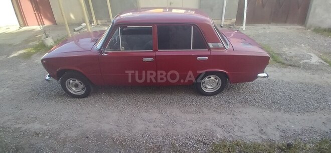 LADA (VAZ) 21011-8