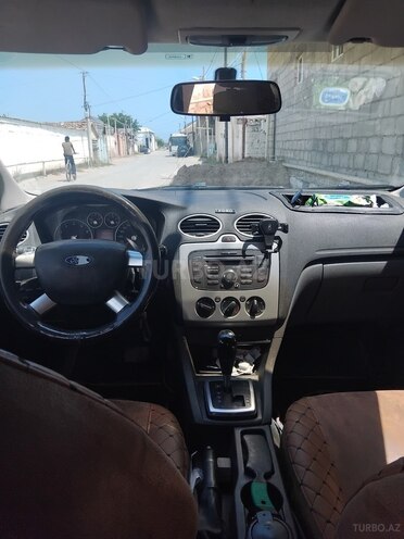 Ford Focus-3