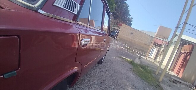 LADA (VAZ) 21011-16