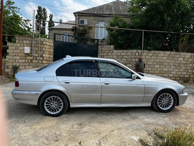 BMW 523-3