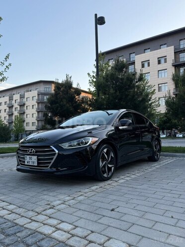 Hyundai Elantra-2