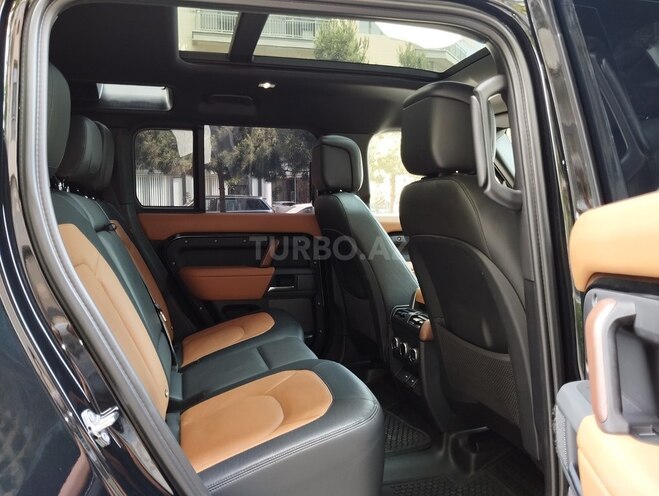 Land Rover Defender-14