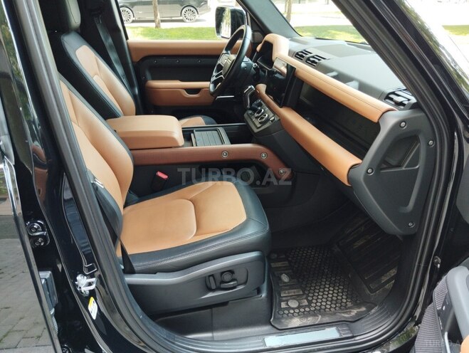Land Rover Defender-8