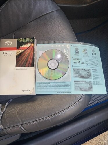 Toyota Prius-16