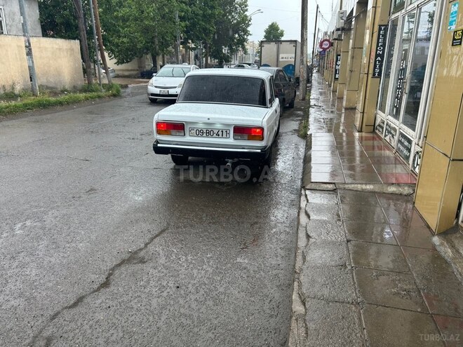 LADA (VAZ) 2107-3