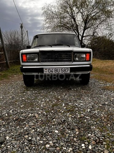LADA (VAZ) 2107-1