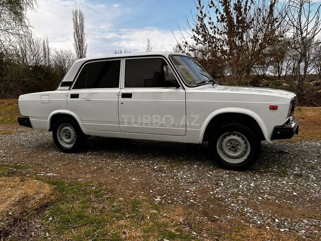 LADA (VAZ) 2107-3