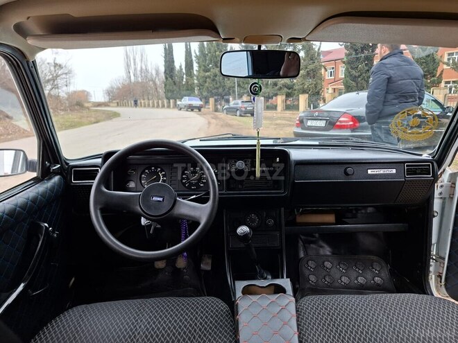 LADA (VAZ) 2107-17