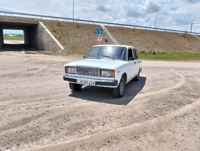 LADA (VAZ) 2107-3