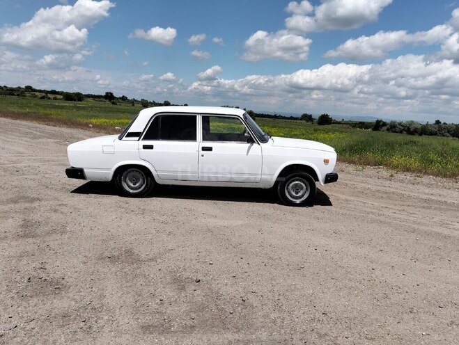 LADA (VAZ) 2107-5