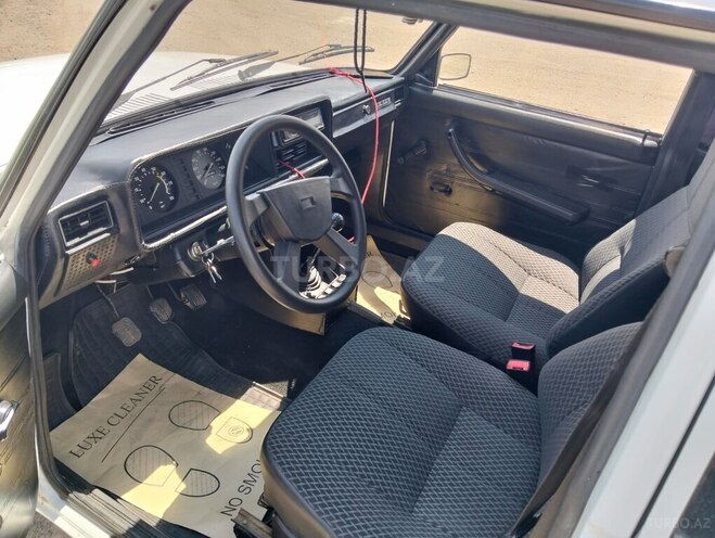 LADA (VAZ) 2107-10
