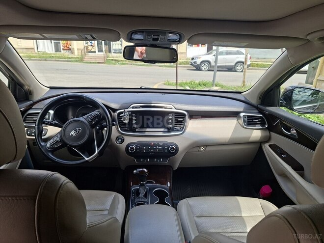 Kia Sorento-3