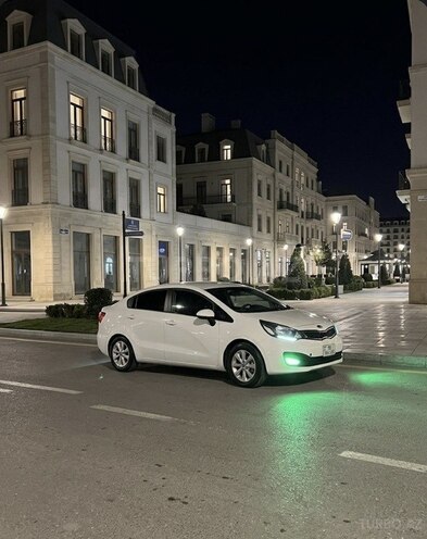 Kia Rio-16