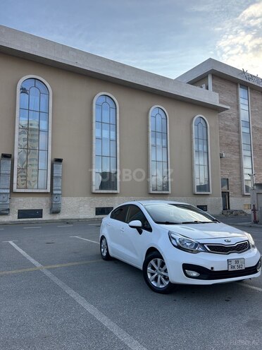 Kia Rio-1