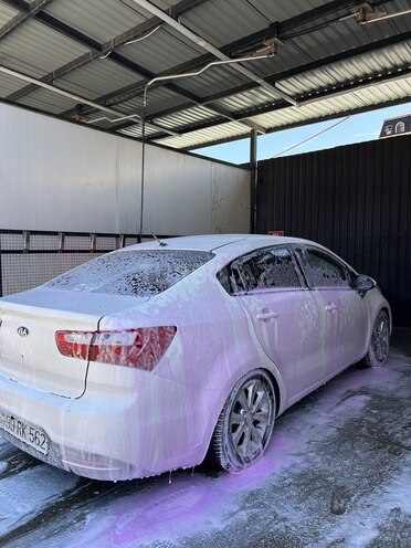 Kia Rio-17