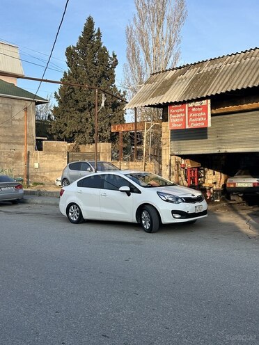 Kia Rio-6
