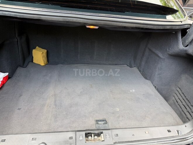 Mercedes E 240-10