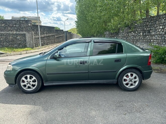 Opel Astra-2
