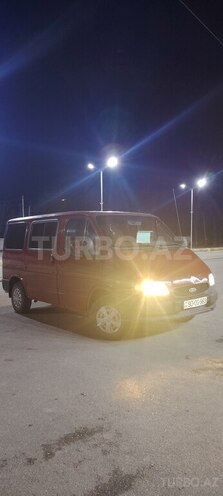 Ford Transit-2