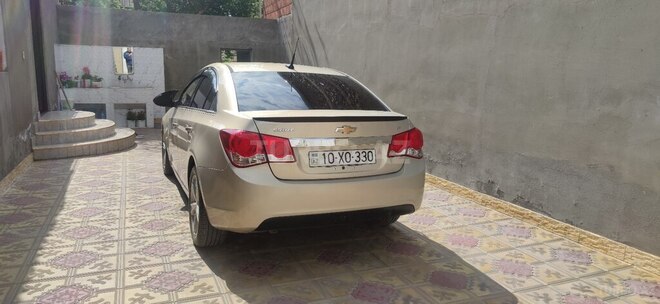 Chevrolet Cruze-2