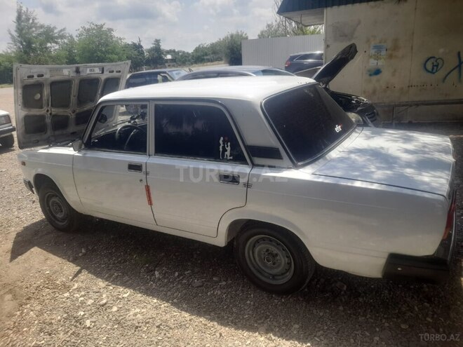 LADA (VAZ) 2107-5