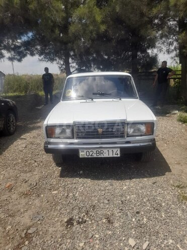 LADA (VAZ) 2107-1