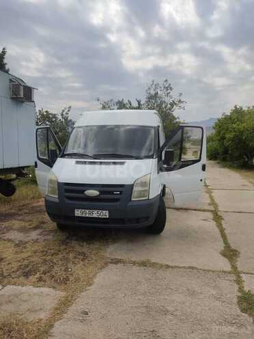 Ford Transit-1